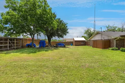 226 Hillcrest Street, Sanger, TX 76266 - Photo 22
