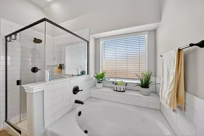 12520 Eagles Bluff, Godley, TX 76044 - Photo 22