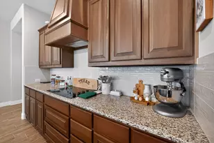 12520 Eagles Bluff, Godley, TX 76044 - Photo 14