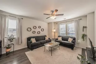 2056 Juniper Pass Wy, Mesquite, TX 75149 - Photo 2