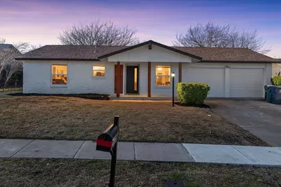 706 N Hunters Glen Circle, Arlington, TX 76015 - Photo 2