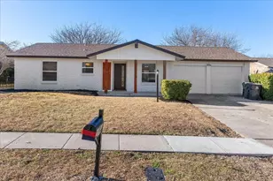 706 N Hunters Glen Cir, Arlington, TX 76015 - Photo 4