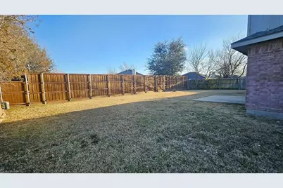 1025 Vaden Avenue, Burleson, TX 76028 - Photo 12