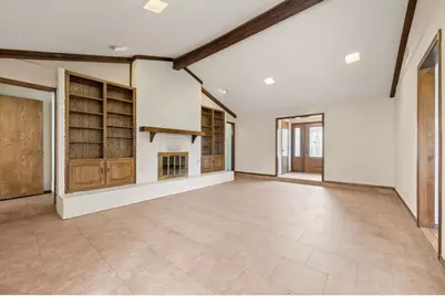 137 E Louella Drive, Hurst, TX 76054 - Photo 8