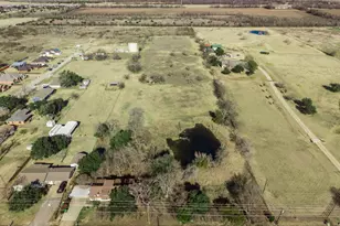 404 E Newland Dr, Robinson, TX 76706 - Photo 10