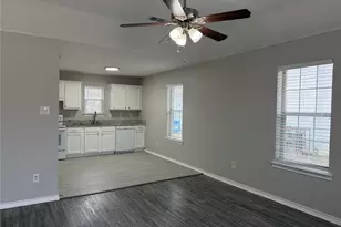 1926 Bayside St, Dallas, TX 75212 - Photo 2