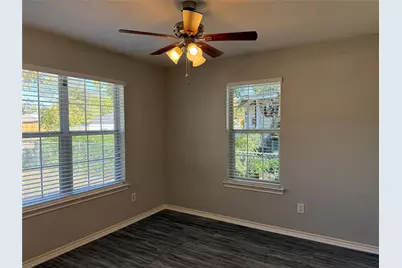 1926 Bayside Street, Dallas, TX 75212 - Photo 8