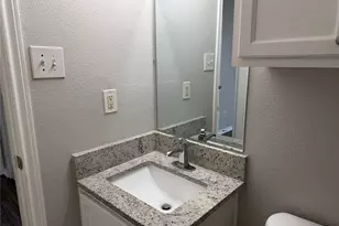 1926 Bayside St, Dallas, TX 75212 - Photo 6