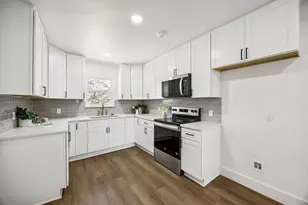 808 Lee Dr, Bedford, TX 76022 - Photo 8