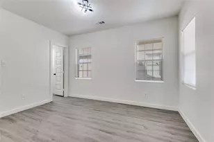 2403 Romine Ave, Dallas, TX 75215 - Photo 8