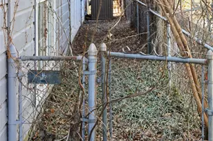 1945 Hemlock Dr, Haltom City, TX 76117 - Photo 36