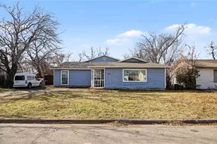 1945 Hemlock Dr, Haltom City, TX 76117 - Photo 1