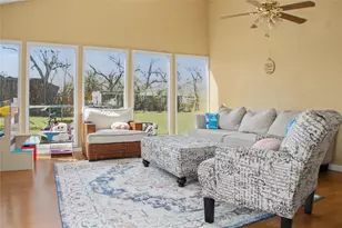 1945 Hemlock Dr, Haltom City, TX 76117 - Photo 26