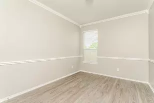 804 Sheryn Dr, Burleson, TX 76028 - Photo 10