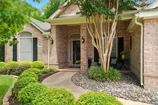 6603 Forest Park Dr, Arlington, TX 76001 - Photo 2