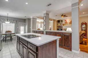 6603 Forest Park Dr, Arlington, TX 76001 - Photo 12