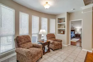 6603 Forest Park Dr, Arlington, TX 76001 - Photo 14