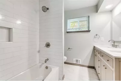 121 S Cavender Street, Dallas, TX 75211 - Photo 8