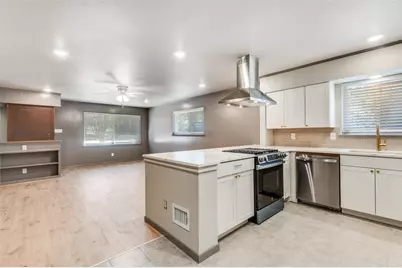 121 S Cavender Street, Dallas, TX 75211 - Photo 4