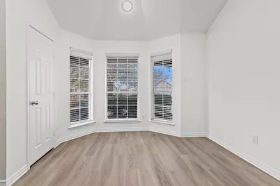 1037 Castle Top Drive, Fort Worth, TX 76052 - Photo 10