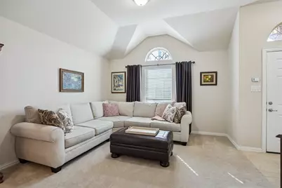 1815 Vallana Drive, Gainesville, TX 76240 - Photo 4