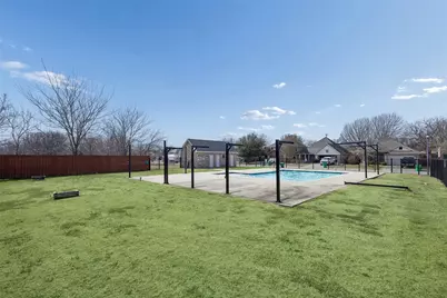 1815 Vallana Drive, Gainesville, TX 76240 - Photo 32