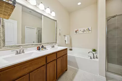 1815 Vallana Drive, Gainesville, TX 76240 - Photo 16