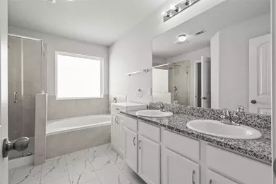 5556 Topwater Trail, Fort Worth, TX 76119 - Photo 10