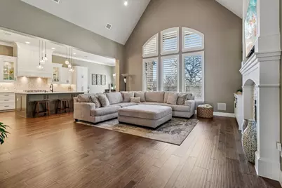 1772 Coopers Hawk Drive, Arlington, TX 76005 - Photo 2