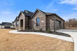 219 Co Rd 4690, Boyd, TX 76023 - Photo 2