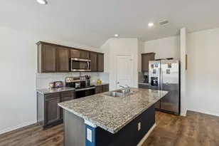 8012 Gallup Ave, Aubrey, TX 76227 - Photo 6