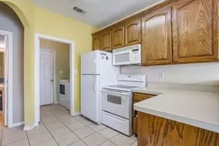 4034 Cottage Park Ct, Arlington, TX 76013 - Photo 16