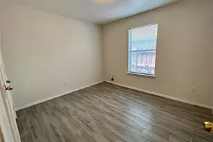 4421 Crystal Ln, Garland, TX 75043 - Photo 10