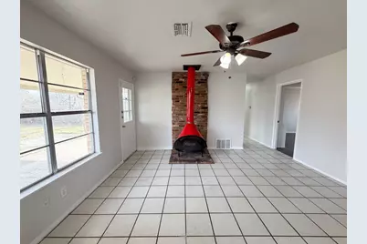 549 N 62nd Street, Waco, TX 76710 - Photo 6