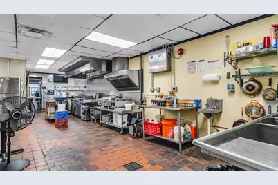 313 Castle Drive, Garland, TX 75040 - Photo 10