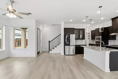 3127 Cliff Swallow Lane, Arlington, TX 76005 - Photo 10