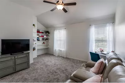 1718 E Branch Hollow Drive, Carrollton, TX 75007 - Photo 22
