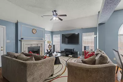 645 Cross Ridge Circle N, Fort Worth, TX 76120 - Photo 14