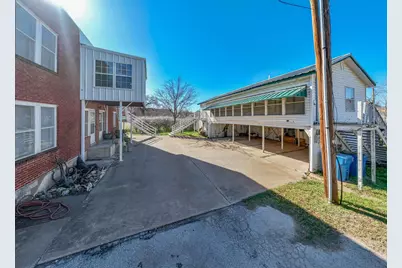 900 W West Walker, Breckenridge, TX 76424 - Photo 2