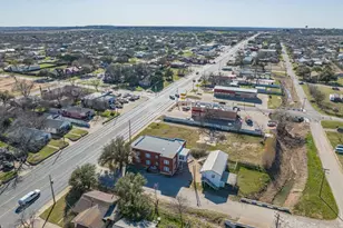 900 W West Walker, Breckenridge, TX 76424 - Photo 8