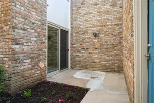 2212 Salem Dr, Carrollton, TX 75006 - Photo 4