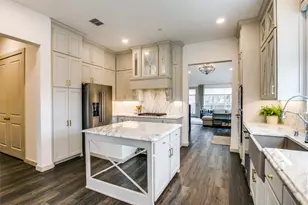 100 Claire Dr, Trophy Club, TX 76262 - Photo 8