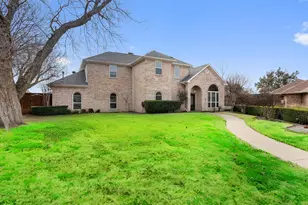 1103 Pawnee Ct, Carrollton, TX 75007 - Photo 2