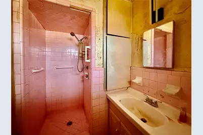 2300 SE 11th Street, Mineral Wells, TX 76067 - Photo 22