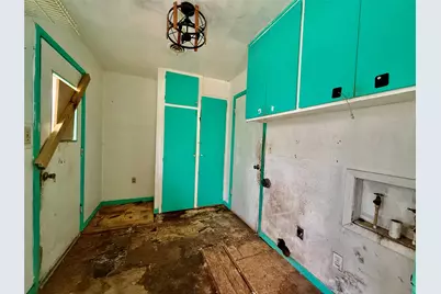 2300 SE 11th Street, Mineral Wells, TX 76067 - Photo 10