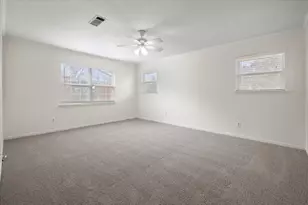 4013 Golden Oaks Dr, Haltom City, TX 76117 - Photo 18