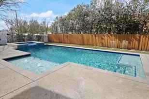 4013 Golden Oaks Dr, Haltom City, TX 76117 - Photo 30