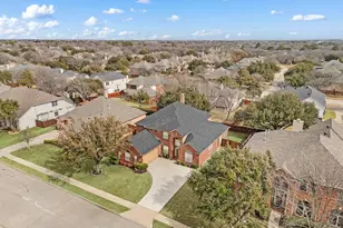 1804 Hill Ridge Dr, Flower Mound, TX 75028 - Photo 2