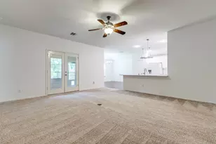 1097 Oakbrook St, Prosper, TX 75078 - Photo 4