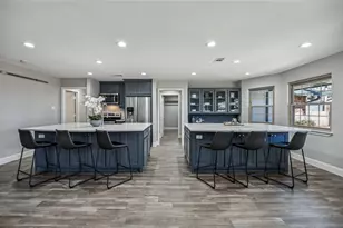 2703 Baldwin Dr, Arlington, TX 76012 - Photo 2